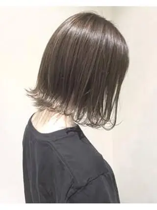 カラー いわさき ゆずほのヘアスタイル