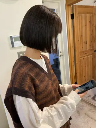 ショート レイヤー🌟艶カラー 🕊まやのヘアスタイル