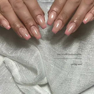 ネイル ou's nail salon所属・小林 桜のネイルデザイン