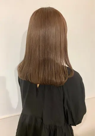 セミロング カラー GOODDAY ヘアサロンのヘアスタイル