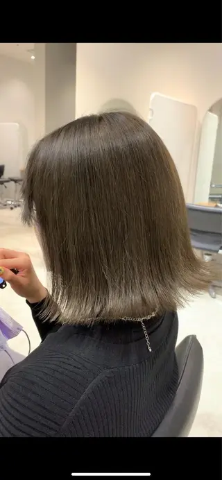ミディアム カラー れい🫧 ハイトーン特化のヘアスタイル