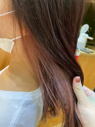 セミロング カラー 大人可愛い♡コテ巻き パーマ🌼杉田 萌恵のヘアスタイル
