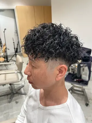 パーマ メンズ 🐲ツイスパ🐲 フェード/龍のヘアスタイル
