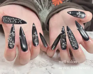 ネイル 727 nailのネイルデザイン
