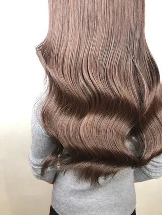 セミロング _WHITE 天神店のヘアスタイル