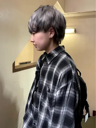 ショート カラー 安部佑哉/ハイトーン /レイヤー/ブリーチのヘアスタイル