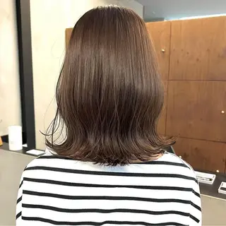 ミディアム カラー パーマ ヘアアレンジ メンズ キッズ ネイル マツエク・マツパ アイブロウ 前川 朋香のヘアスタイル