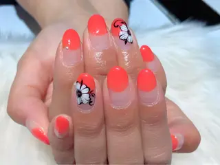 ネイル Li'leaNail AINAのネイルデザイン