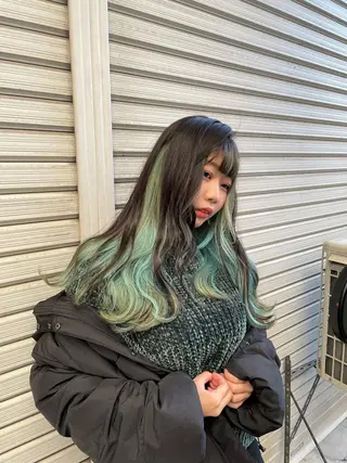 ロング カラー ヘアアレンジ ダブルカラー,透け カラーHINARIのヘアスタイル