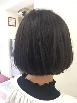 ショート ぱつっとボブ/ 小野あかねのヘアスタイル