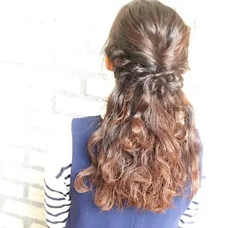 ロング カラー ヘアアレンジ 菊池 栄里奈のヘアスタイル