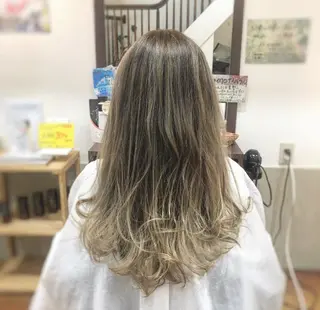 ロング カラー 谷口ゆめ/縮毛矯正/ 大人女子/眉ワックスのヘアスタイル