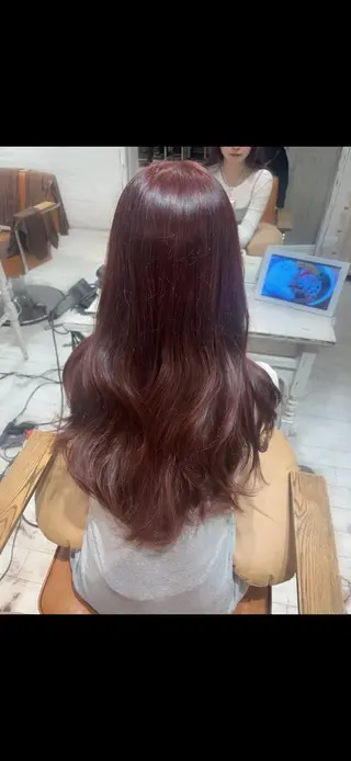 ロング レイヤーカット/ 透明感カラー🤍楓のヘアスタイル
