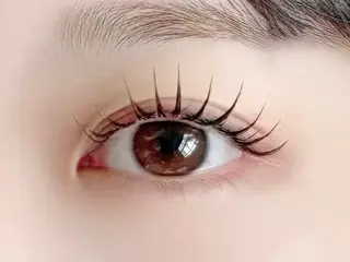 マツエク・マツパ SAPHIR✝️ YOHEIのネイルデザイン