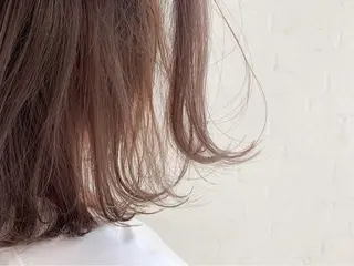 ミディアム カラー 立川 奈那子のヘアスタイル