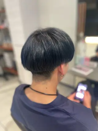 ショート 手塚 佑樹のヘアスタイル