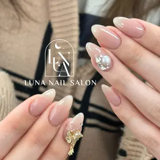 ネイル LUNA Nail salon💕のネイルデザイン