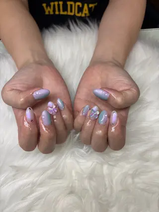ネイル LOARK nail Rina🫧のネイルデザイン