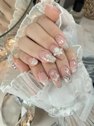 ネイル 23時まで❤︎韓国、 ワンホンネイルのネイルデザイン