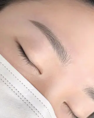 アイブロウ CINQLUXE / okamoriのマツエク・マツパデザイン