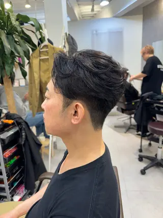 ショート パーマ メンズ 似合う髪型が 分からない方へのヘアスタイル