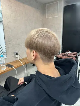 カラー メンズ 矢島颯哉/ハイトーン ブリーチカラー💎のヘアスタイル