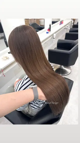 ロング カラー ParveMix 宮﨑 梨里のヘアスタイル