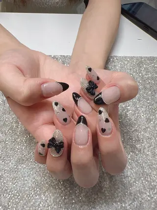 ネイル ガレンドウ 白澤 愛子のネイルデザイン