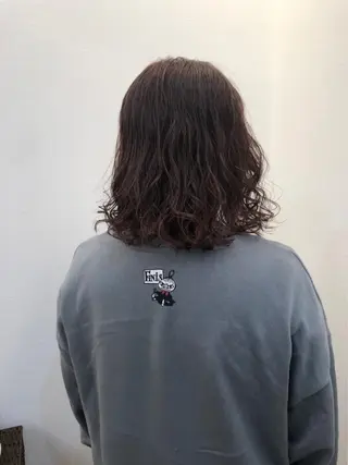パーマ ツノガイ エリのヘアスタイル