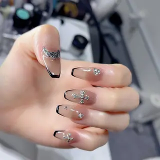 ネイル Queens PUPUのネイルデザイン