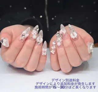 ネイル JIN 168 新大久保のネイルデザイン