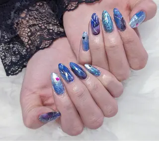 ネイル MoonNail ユリ🌸のネイルデザイン