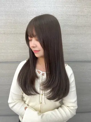 ロング カラー 柔らかオリーブ🌿 HIMARI🌻のヘアスタイル