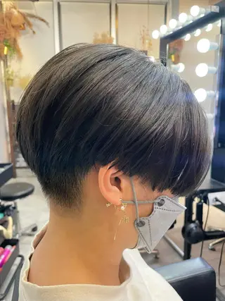 ショート カラー ブリーチなし透明感 タケザワミキのヘアスタイル