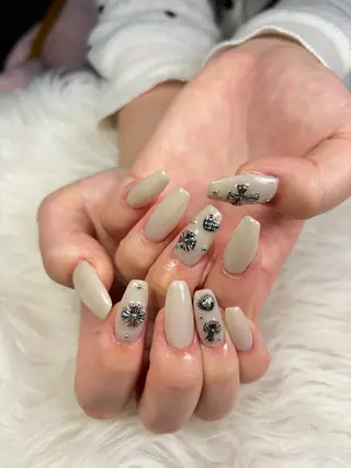 ネイル 🫧‪Yuri🫧 4月予約受付中🌟のネイルデザイン