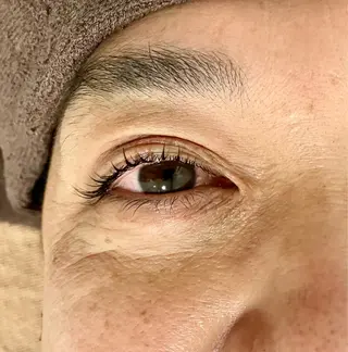 マツエク・マツパ 韓国エクステ／羽エク ダブルスキル💛のヘアスタイル