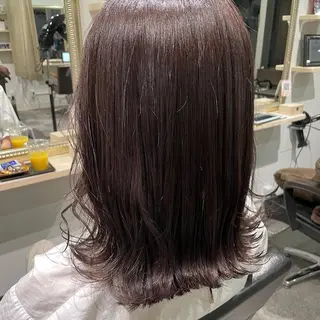 ミディアム カラー ayaka 縮毛矯正レイヤーのヘアスタイル