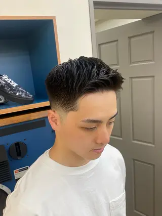 ショート メンズ kureha /フェードカットのヘアスタイル