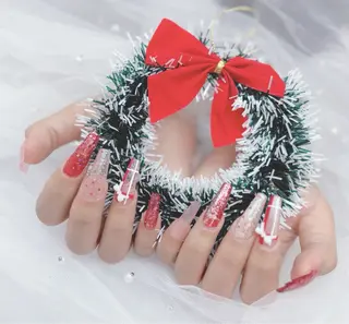 ネイル Aura Nail Roomのネイルデザイン