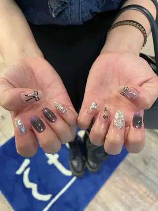 ネイル はばすみれ🎀ﾈｲﾙ 光ﾌｪｲｼｬﾙ ﾍｱのネイルデザイン