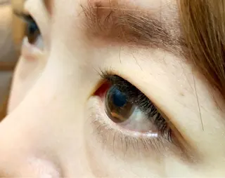 マツエク・マツパ 小林 美央のヘアスタイル