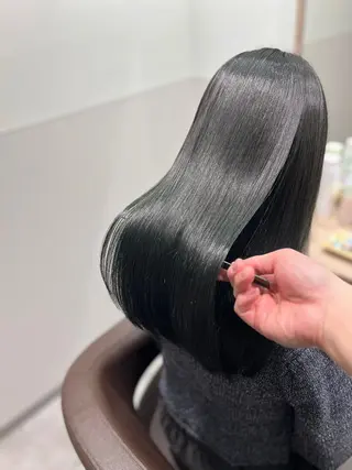 セミロング カラー 【美髪を叶える】中谷 彰宏（アキ)のヘアスタイル