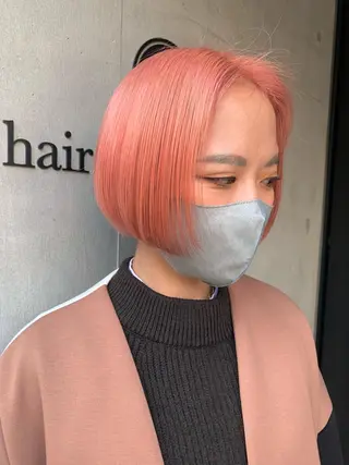 ショート 淡いハイトーンカラー レイヤーカットゆうかのヘアスタイル