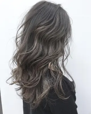 セミロング カラー レイヤーカット BLend 渋谷のヘアスタイル