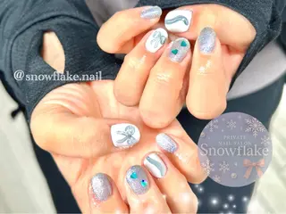 ネイル Snow flake 🫧YUKIのネイルデザイン