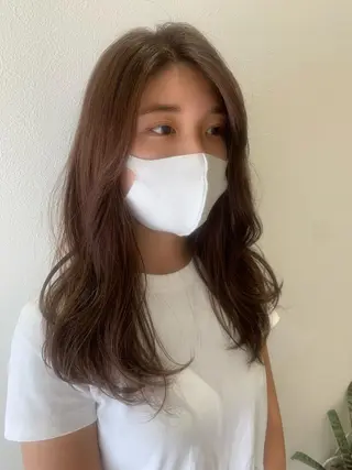 セミロング カラー hub hair レイヤー/透明感のヘアスタイル