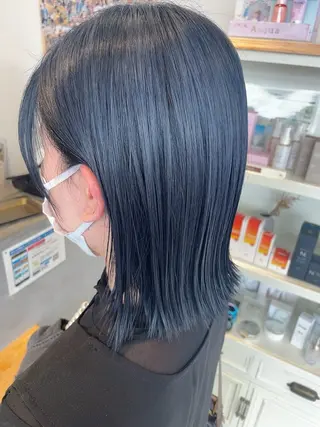 ミディアム カラー 嶋岡 乃愛のヘアスタイル