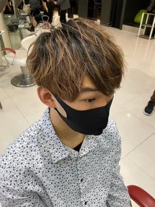 ショート 及川 歩真のヘアスタイル