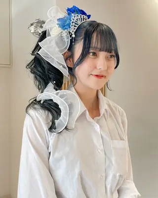 ヘアアレンジ ダブルカラー,透け カラーHINARIのヘアスタイル