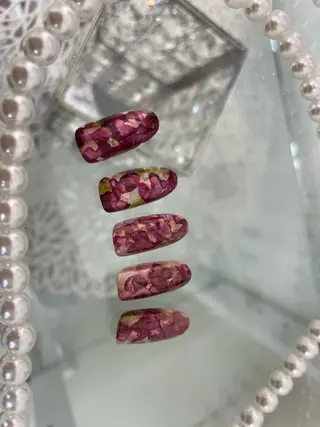 ネイル AYA Reginaのネイルデザイン